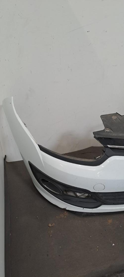 Image Pare choc avant - RENAULT MEGANE 3