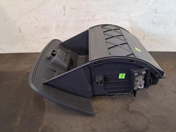 Image Boite a gants - RENAULT CLIO 4