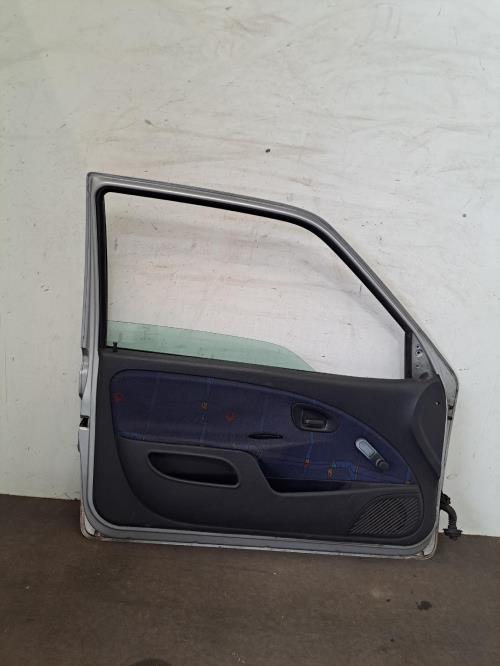 Image Porte avant gauche - CITROEN SAXO