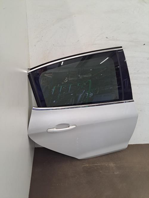 Image Porte arriere droit - PEUGEOT 208 1