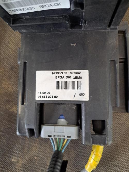 Image Boitier bpga - PEUGEOT 5008 1