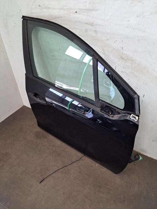 Image Porte avant droit - PEUGEOT 208 1