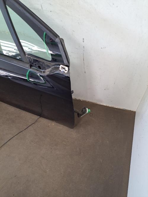 Image Porte avant droit - PEUGEOT 208 1