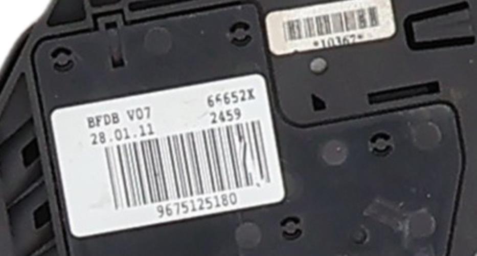 Image Porte fusible - CITROEN C3 2