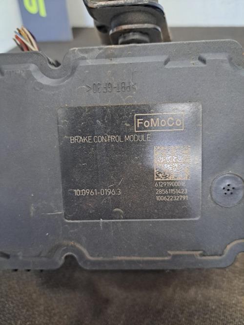 Image Bloc ABS (freins anti-blocage) - FORD FIESTA 6