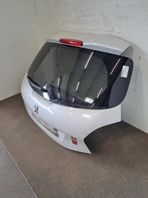 Image Malle/Hayon arriere - PEUGEOT 208 1