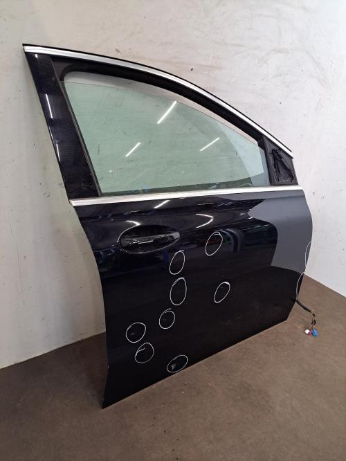 Image Porte avant droit - MERCEDES CLASSE B 247