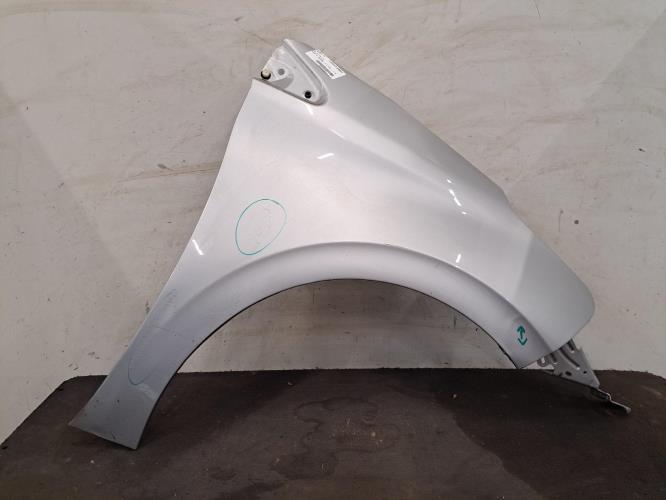 Image Aile avant droit - PEUGEOT 208 1