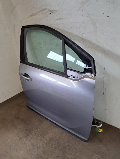 Image Porte avant droit - PEUGEOT 2008 1