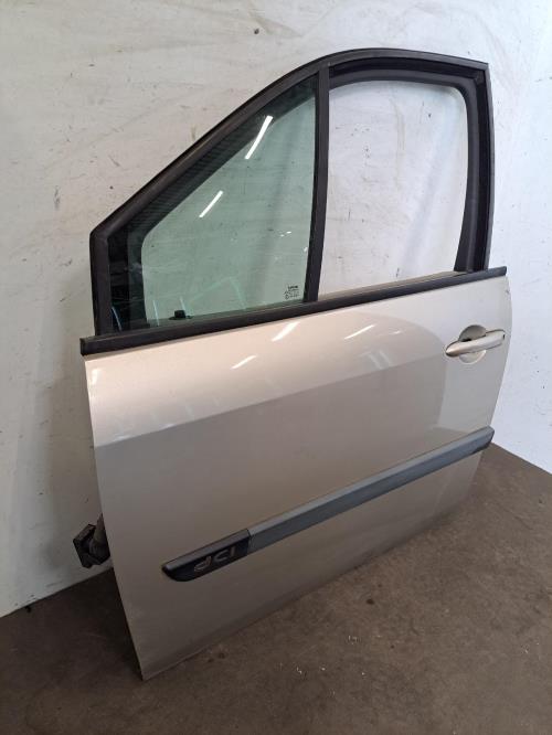 Image Porte avant gauche - RENAULT SCENIC 2