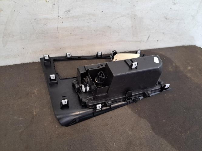 Image Console central (interieur plastique) - PEUGEOT 508 2 SW
