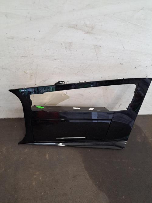 Image Console central (interieur plastique) - PEUGEOT 508 2 SW