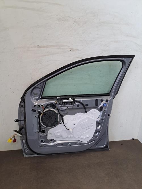 Image Porte avant droit - PEUGEOT 308 2 SW