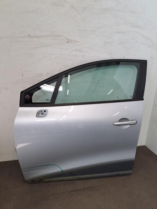 Image Porte avant gauche - RENAULT CLIO 4