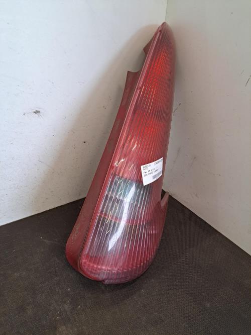 Image Feu arriere principal droit (feux) - PEUGEOT 206