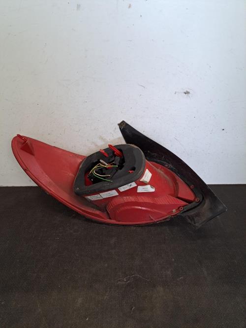 Image Feu arriere principal droit (feux) - PEUGEOT 206+