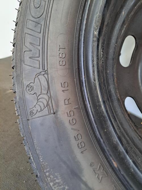 Image Roue de secours - PEUGEOT 207