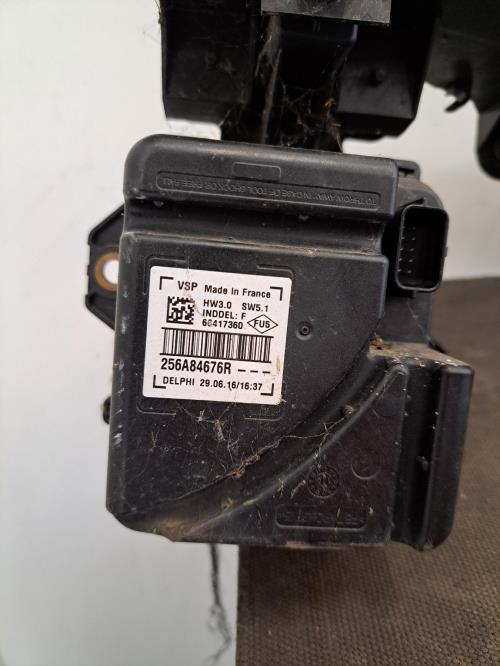 Image Armature avant, Masque avant - RENAULT ZOE 1