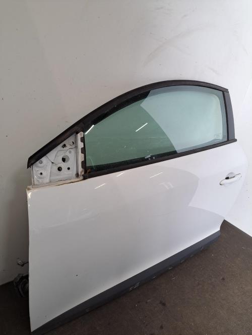 Image Porte avant gauche - RENAULT MEGANE 3