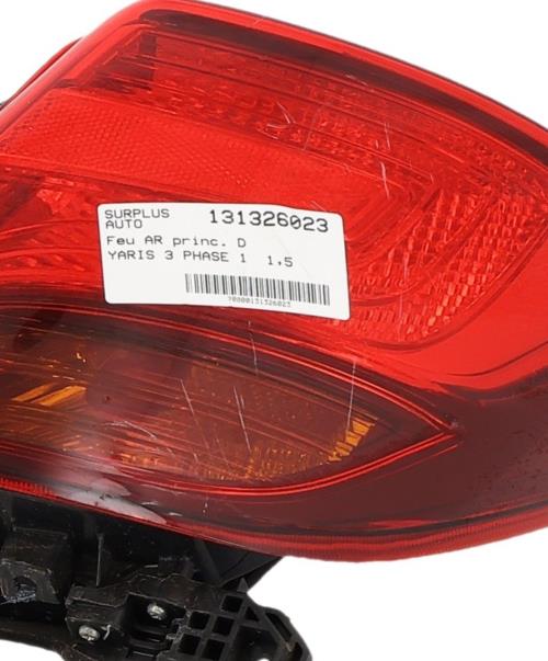 Image Feu arriere principal droit (feux) - TOYOTA YARIS 3