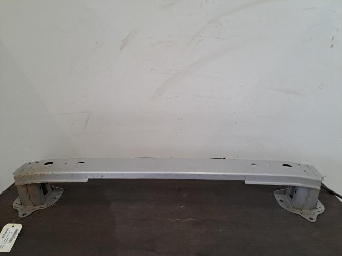 Image Renfort pare choc arriere (traverse) - TOYOTA YARIS 3