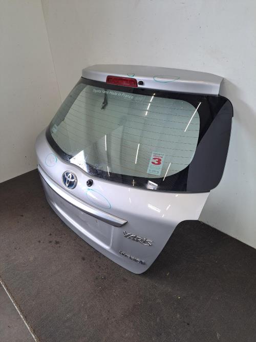 Image Malle/Hayon arriere - TOYOTA YARIS 3