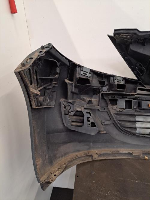 Image Pare choc avant - PEUGEOT 207