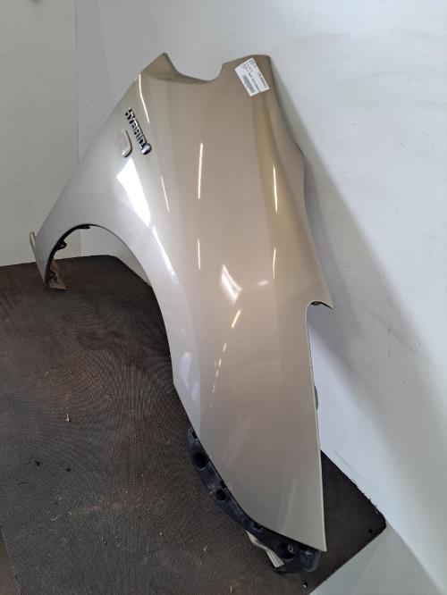 Image Aile avant droit - TOYOTA PRIUS 2
