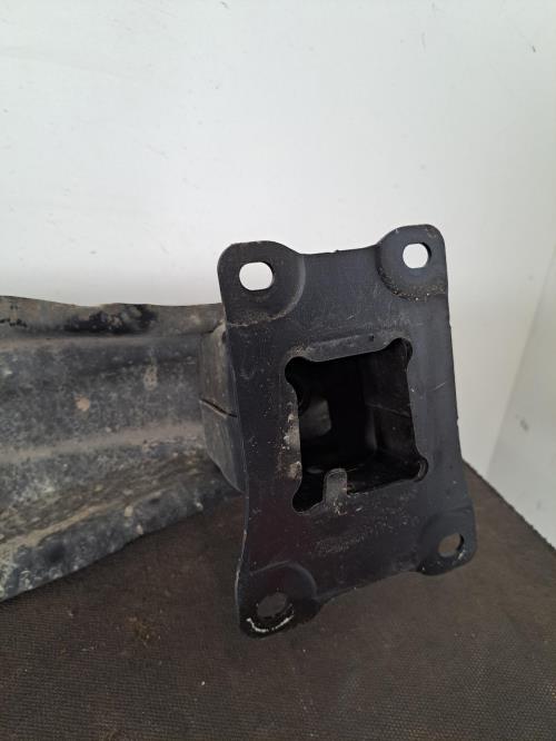 Image Renfort pare choc arriere (traverse) - VOLKSWAGEN GOLF 7