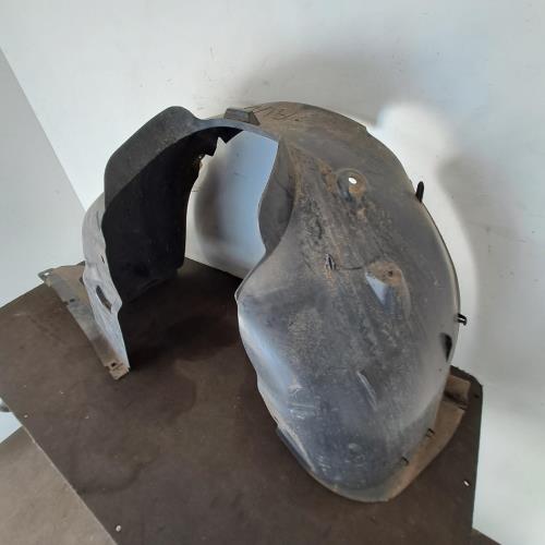 Image Pare boue avant droit - PEUGEOT 208 1
