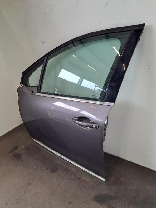 Image Porte avant gauche - PEUGEOT 2008 1