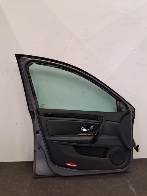 Image Porte avant gauche - RENAULT LAGUNA 3
