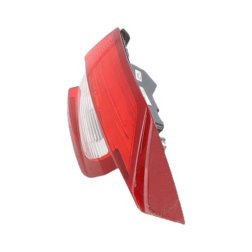 Image Feu arriere secondaire droit (feux) - FORD FIESTA 7