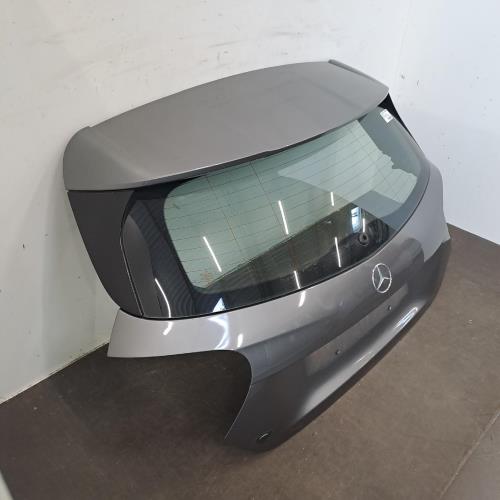 Image Malle/Hayon arriere - MERCEDES CLASSE A 176