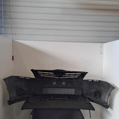 Image Pare choc avant - TOYOTA AURIS 1