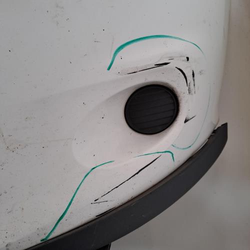 Image Pare choc avant - TOYOTA AURIS 1