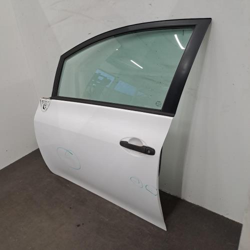 Image Porte avant gauche - TOYOTA AURIS 1