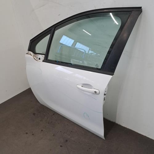 Image Porte avant gauche - PEUGEOT 208 1