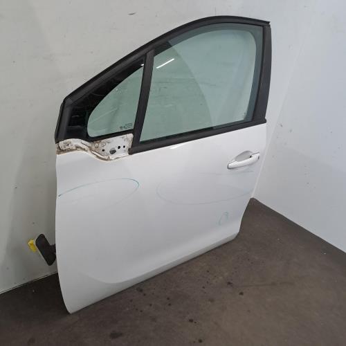 Image Porte avant gauche - PEUGEOT 208 1