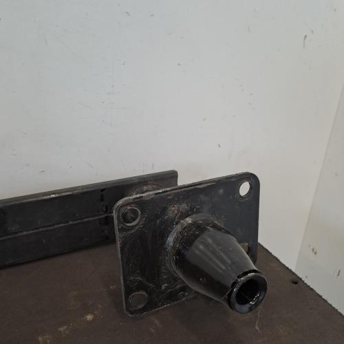Image Renfort pare choc avant (traverse) - PEUGEOT 3008 1