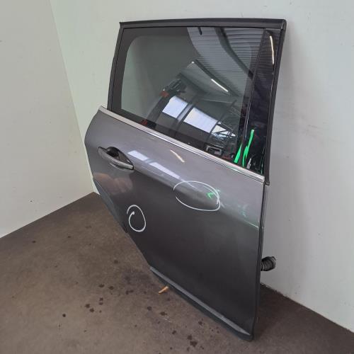 Image Porte arriere droit - PEUGEOT 2008 1