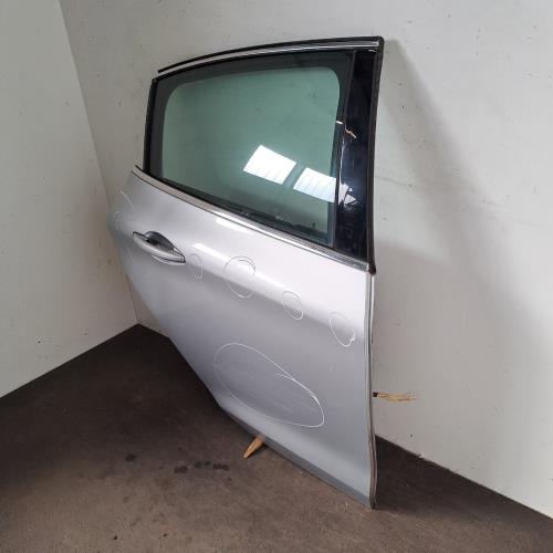 Image Porte arriere droit - PEUGEOT 208 1
