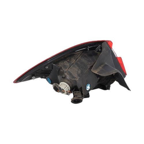 Image Feu arriere principal droit (feux) - FORD FIESTA 7