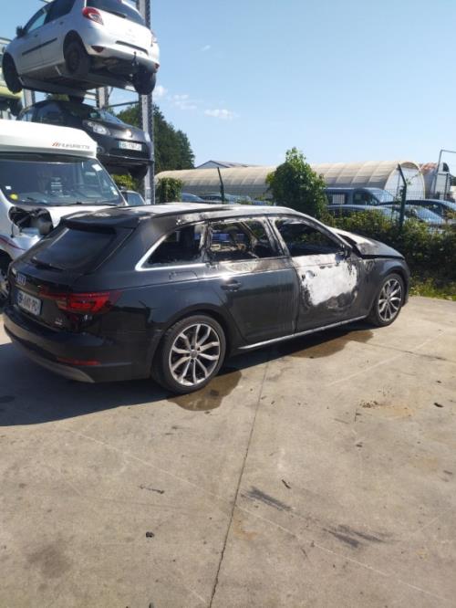 Image Moulure de pare choc arriere - AUDI A4 4