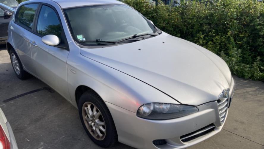 Image Aile avant droit - ALFA ROMEO 147