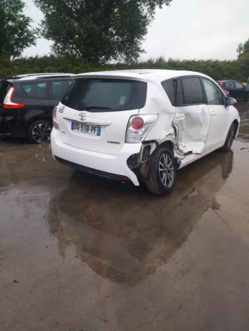 Image Moteur essuie glace avant - TOYOTA VERSO