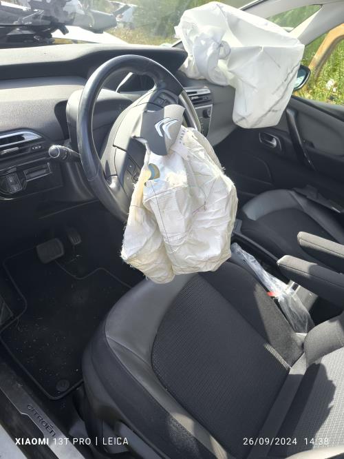 Image Trappe d'essence - CITROEN C4 GRAND PICASSO 2