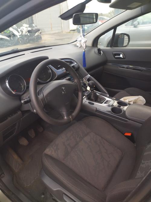 Image Afficheur - PEUGEOT 3008 1