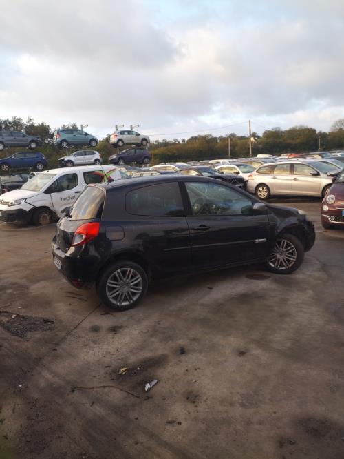 Image Malle/Hayon arriere - RENAULT CLIO 3