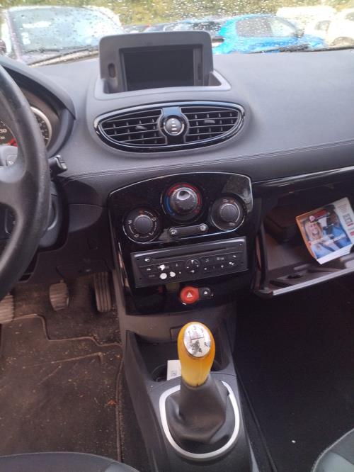 Image Malle/Hayon arriere - RENAULT CLIO 3